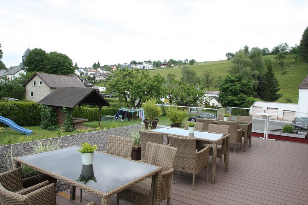 Gasthaus Pension Geimer Plutscheid Экстерьер фото