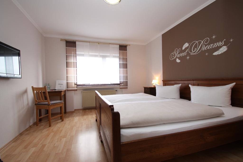 Gasthaus Pension Geimer Plutscheid Экстерьер фото