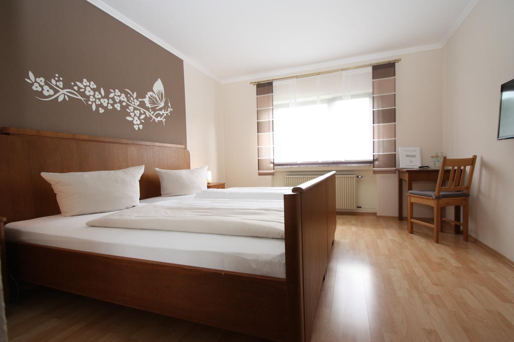 Gasthaus Pension Geimer Plutscheid Экстерьер фото